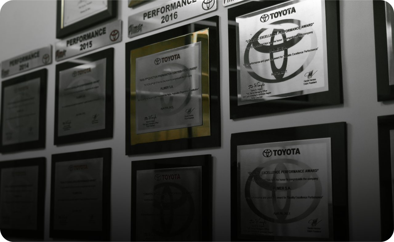 Reconocimientos de Toyota a Plimer